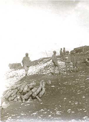 Monte Altissimo baracche delle postazioni da 149/a